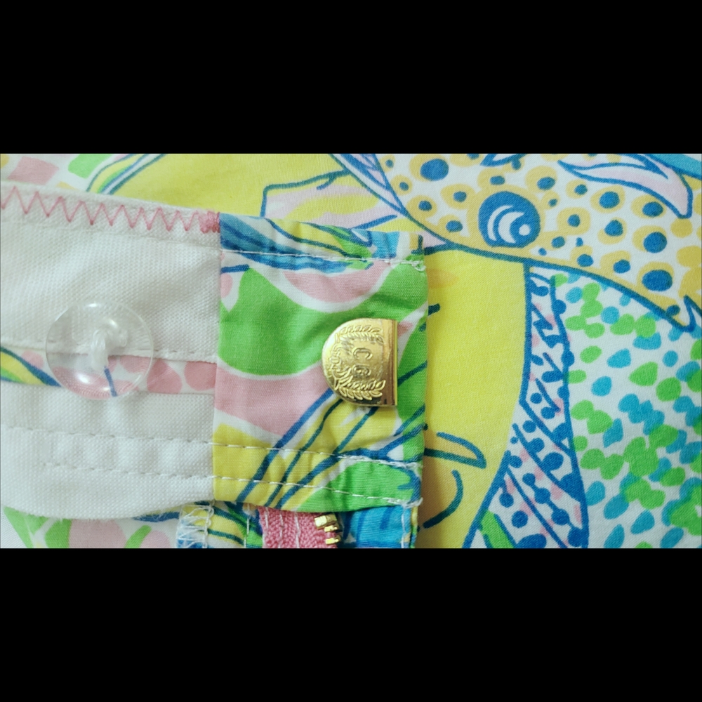 🌿Lilly Pulitzer Tropical Fish Print Bermuda Shorts Women's Size 8 Pastel Beach - Picture 6 of 11